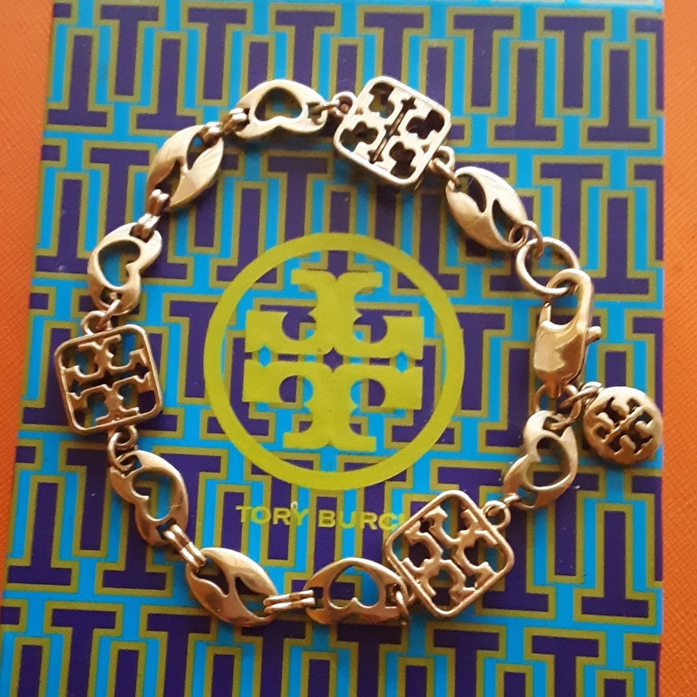 New! Tory Burch Heart Link Bracelet!❤️